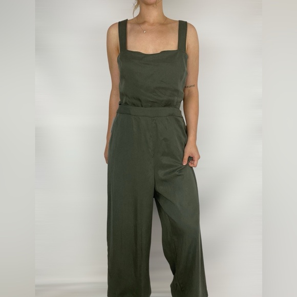 VETTA Two Piece Apron Jumpsuit Casual in Color Olive Wide Leg - Picture 1 of 10